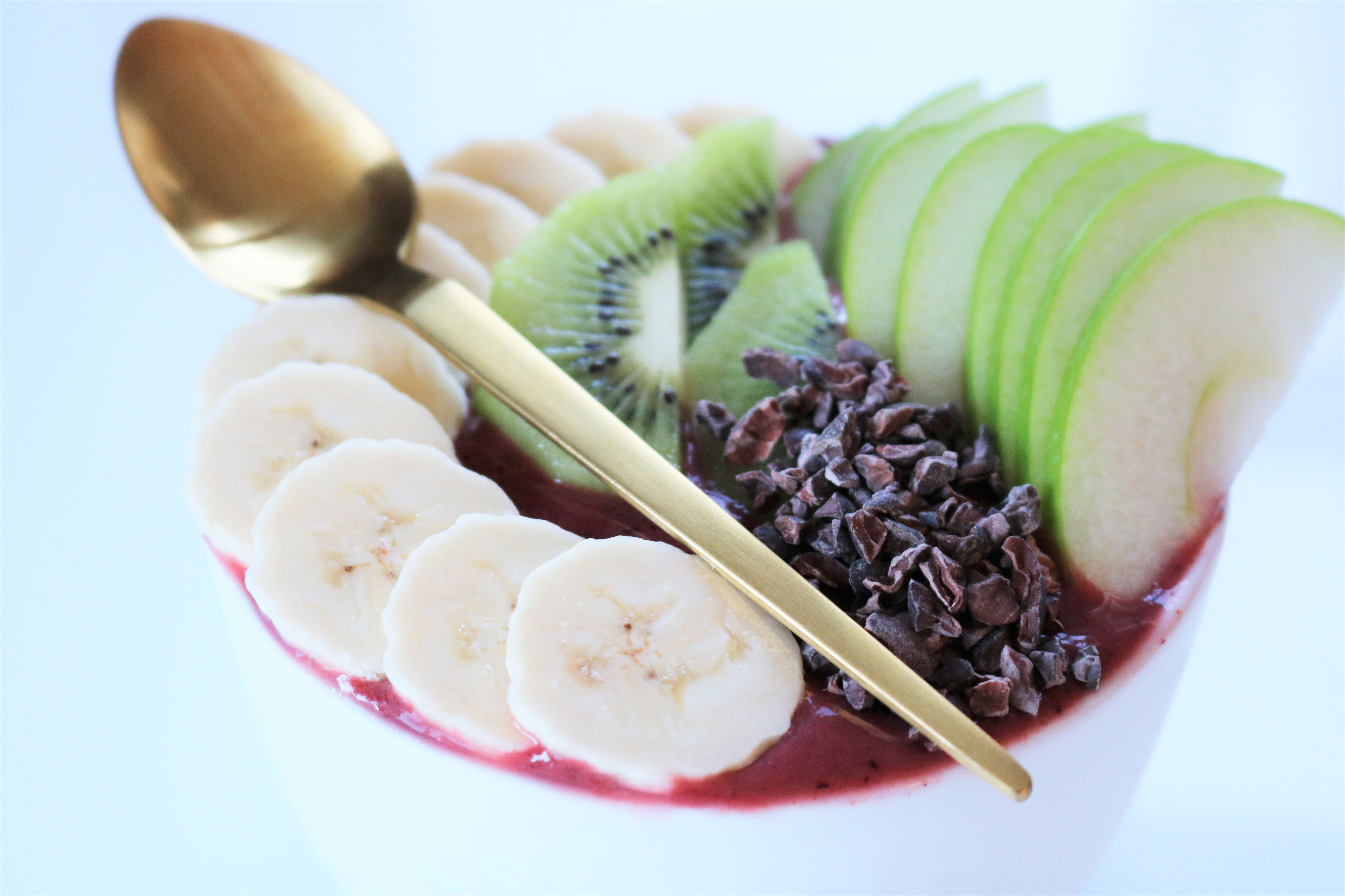 Strawberry, Mango & Blueberry Smoothie Bowl